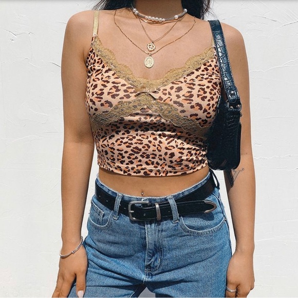YesStyle - leopard print lace trim camisole - Picture 3 of 4
